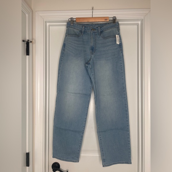 Women’s Old Navy High-Rise Wow Loose Light Wash Size 8 Jeans - Picture 6 of 14